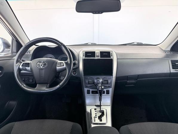 Toyota Corolla X (E140 E150) Рестайлинг с пробегом 2011 года, цена 1 199 000 рублей, 177000 км, седан, Автокод Объявления