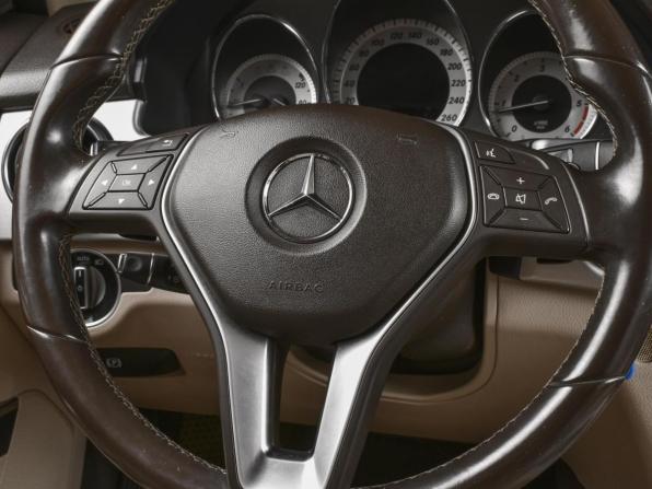 Mercedes-Benz GLK-Класс I (X204) Рестайлинг с пробегом 2012 года, цена 1 990 000 рублей, 179971 км, внедорожник, Автокод Объявления