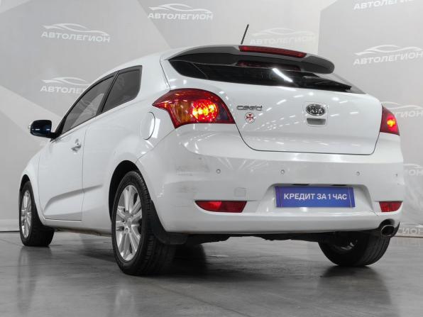 Kia Ceed I Рестайлинг с пробегом 2011 года, цена 770 000 рублей, 244800 км, хэтчбек, Автокод Объявления
