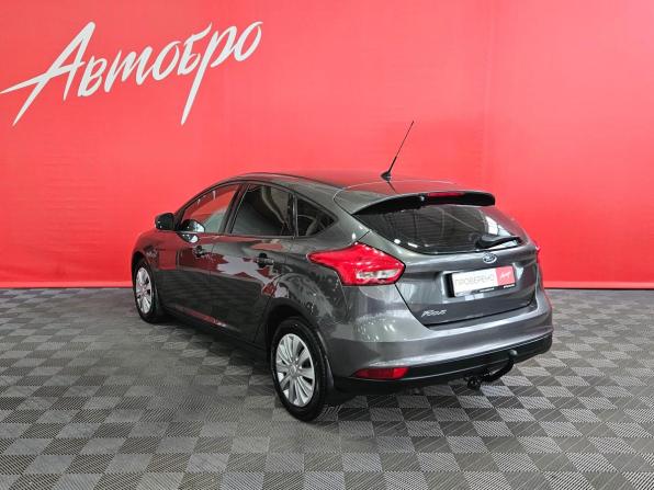 Ford Focus III Рестайлинг с пробегом 2016 года, цена 830 000 рублей, 190863 км, хэтчбек, Автокод Объявления