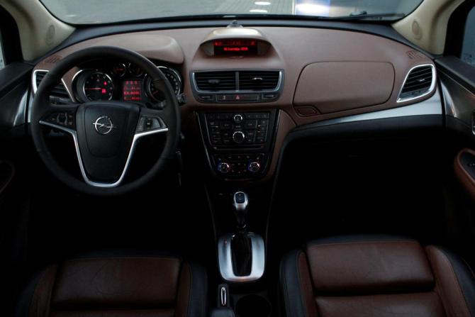 Opel Mokka I с пробегом 2013 года, цена 1 360 000 рублей, 91083 км, внедорожник, Автокод Объявления