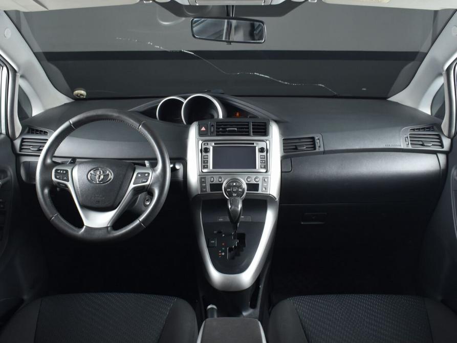 Toyota Verso I Кемерово  - изображение 7