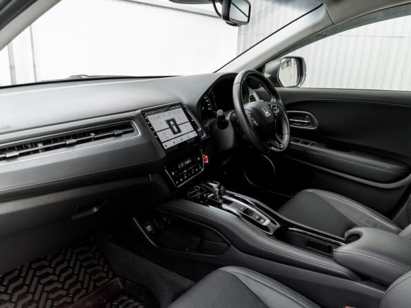Honda Vezel I Рестайлинг с пробегом 2019 года, цена 2 050 000 рублей, 52150 км, внедорожник, Автокод Объявления