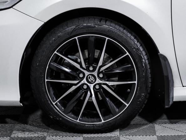 Toyota Camry VIII (XV70) Рестайлинг с пробегом 2021 года, цена 3 100 000 рублей, 125974 км, седан, Автокод Объявления
