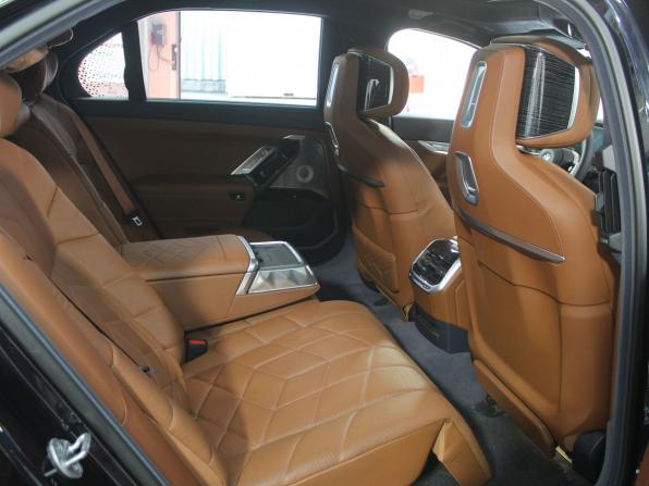 BMW 7 серии VII (G70) с пробегом 2022 года, цена 13 900 000 рублей, 23000 км, седан, Автокод Объявления