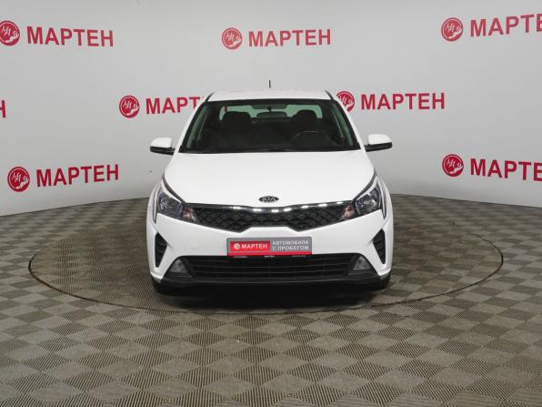 Kia Rio IV Рестайлинг с пробегом 2021 года, цена 1 305 000 рублей, 69963 км, седан, Автокод Объявления
