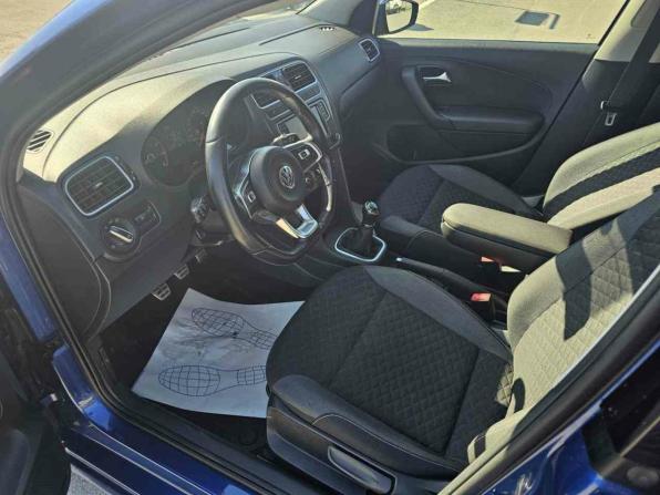 Volkswagen Polo V Рестайлинг с пробегом 2018 года, цена 1 299 995 рублей, 83643 км, седан, Автокод Объявления