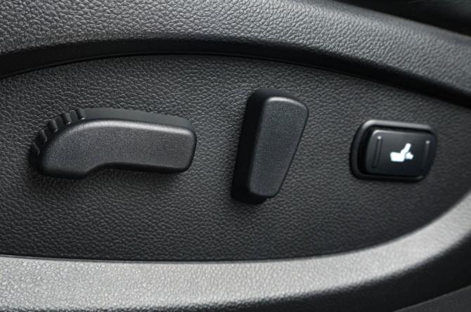 Infiniti FX II (S51) Рестайлинг с пробегом 2013 года, цена 2 349 000 рублей, 221000 км, внедорожник, Автокод Объявления