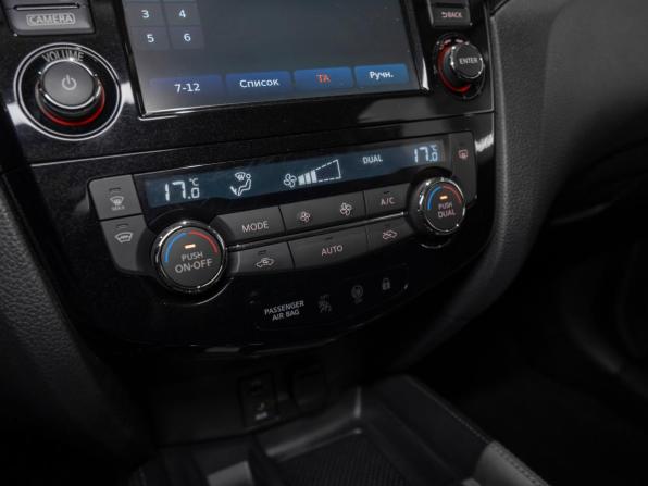 Nissan Qashqai II с пробегом 2016 года, цена 1 850 000 рублей, 61892 км, внедорожник, Автокод Объявления