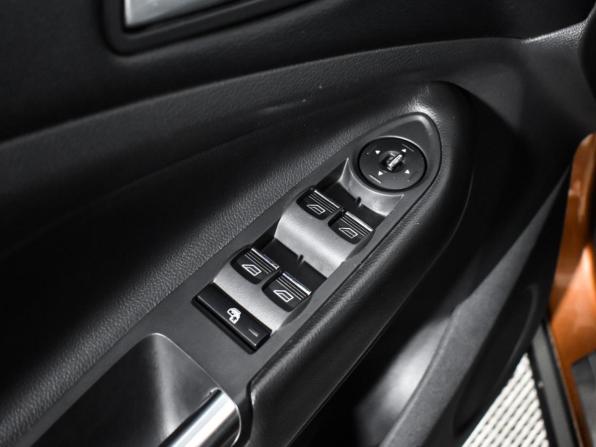 Ford Kuga II с пробегом 2014 года, цена 999 000 рублей, 221373 км, внедорожник, Автокод Объявления
