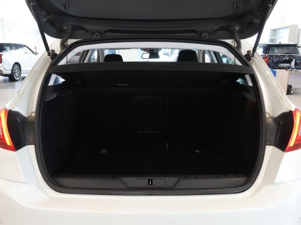 Peugeot 308 II с пробегом 2014 года, цена 1 108 000 рублей, 108154 км, хэтчбек, Автокод Объявления
