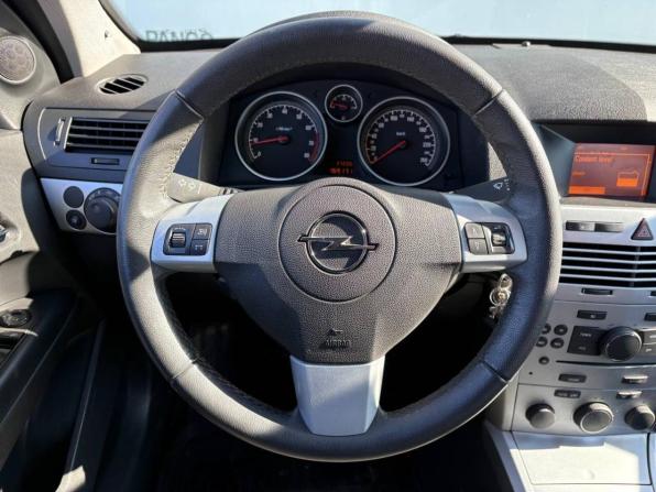 Opel Astra H Рестайлинг с пробегом 2012 года, цена 515 000 рублей, 170000 км, универсал, Автокод Объявления
