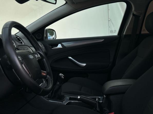 Ford Mondeo IV Рестайлинг с пробегом 2012 года, цена 880 000 рублей, 195921 км, седан, Автокод Объявления