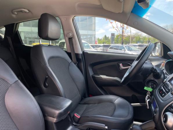 Hyundai ix35 I с пробегом 2012 года, цена 1 270 000 рублей, 202802 км, внедорожник, Автокод Объявления