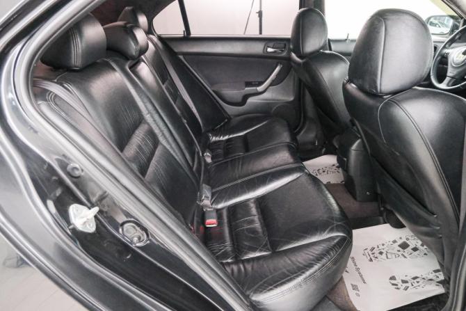 Honda Accord VII Рестайлинг с пробегом 2006 года, цена 949 000 рублей, 293767 км, седан, Автокод Объявления