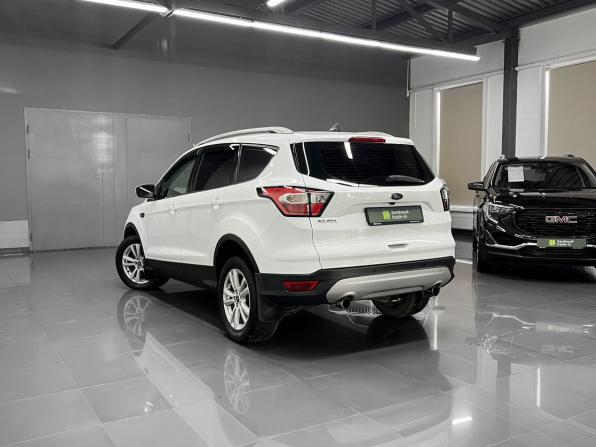 Ford Kuga II Рестайлинг с пробегом 2019 года, цена 1 630 000 рублей, 142864 км, внедорожник, Автокод Объявления