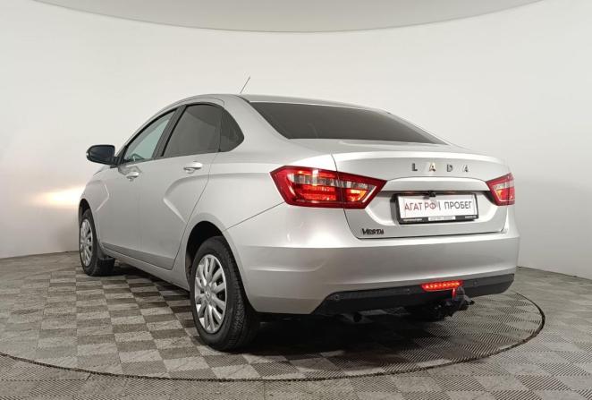 Lada (ВАЗ) Vesta I с пробегом 2018 года, цена 840 000 рублей, 119127 км, седан, Автокод Объявления