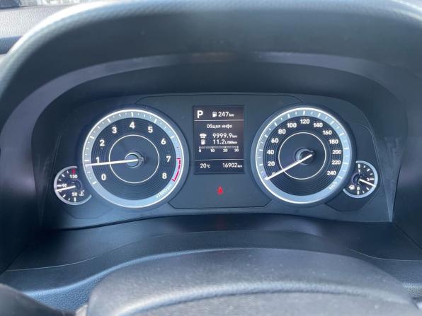 Hyundai Creta II с пробегом 2021 года, цена 2 335 000 рублей, 16800 км, внедорожник, Автокод Объявления