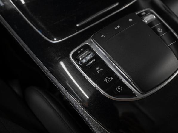 Mercedes-Benz E-Класс V (W213 S213 C238) Рестайлинг с пробегом 2020 года, цена 2 750 000 рублей, 146500 км, седан, Автокод Объявления