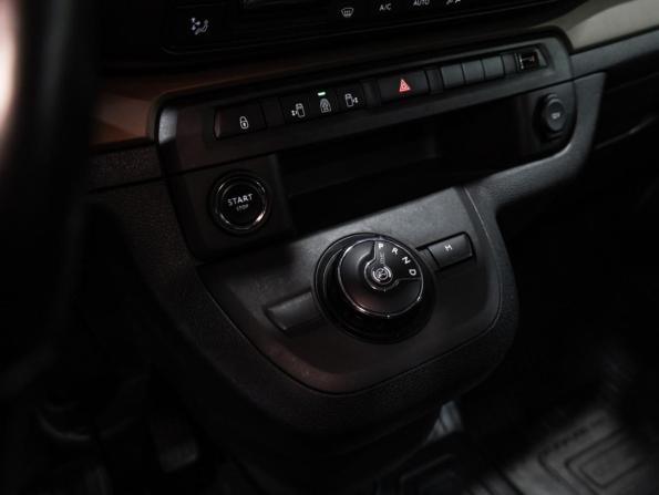 Toyota ProAce II с пробегом 2018 года, цена 3 489 700 рублей, 94260 км, минивэн, Автокод Объявления