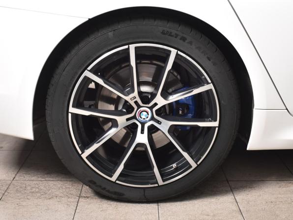 BMW 5 серии VII (G30/G31/G38) с пробегом 2019 года, цена 4 350 995 рублей, 83000 км, седан, Автокод Объявления