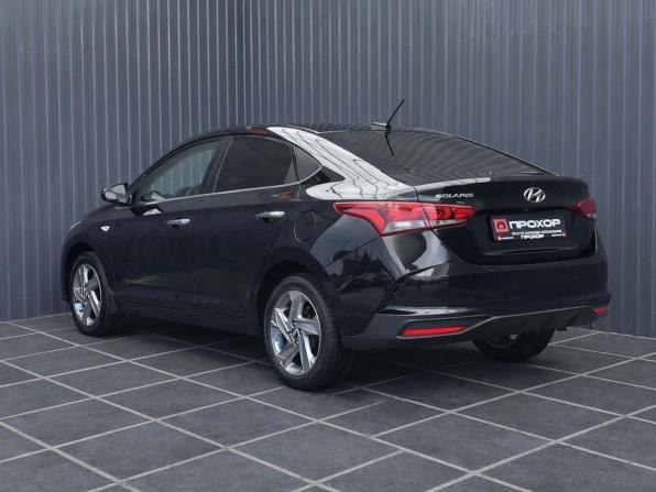 Hyundai Solaris II Рестайлинг с пробегом 2020 года, цена 1 597 000 рублей, 94484 км, седан, Автокод Объявления