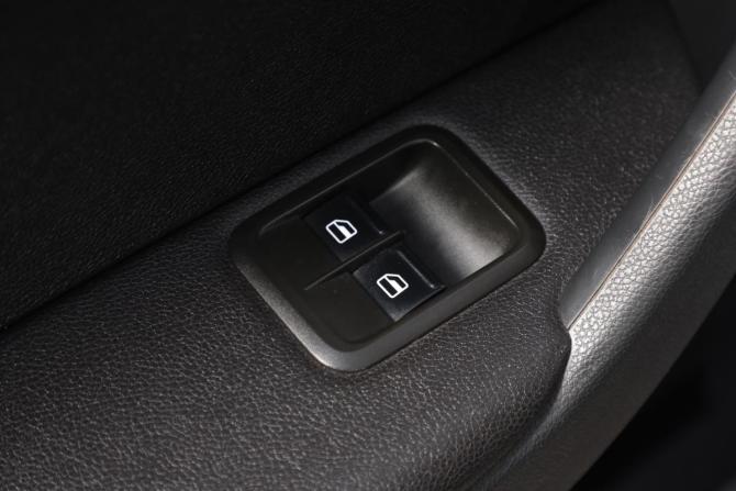Skoda Yeti I с пробегом 2011 года, цена 949 000 рублей, 177000 км, внедорожник, Автокод Объявления