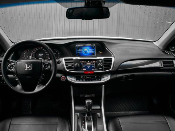 Honda Accord IX с пробегом 2013 года, цена 1 370 000 рублей, 263446 км, седан, Автокод Объявления