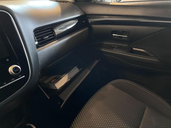 Mitsubishi Outlander III Рестайлинг 3 с пробегом 2021 года, цена 2 740 000 рублей, 53843 км, внедорожник, Автокод Объявления