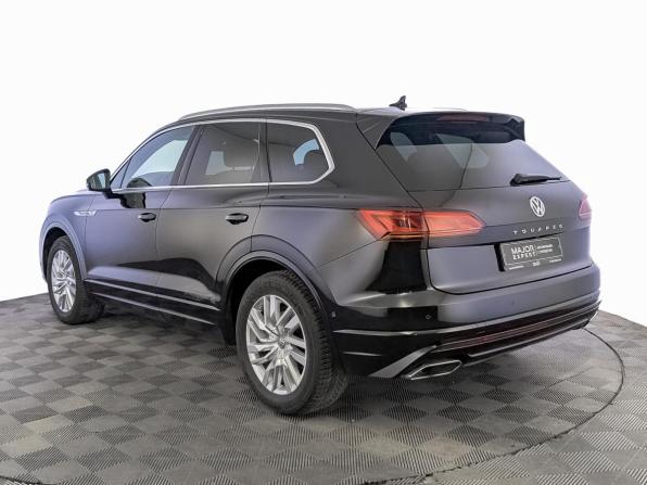Volkswagen Touareg III с пробегом 2018 года, цена 4 950 000 рублей, 82468 км, внедорожник, Автокод Объявления