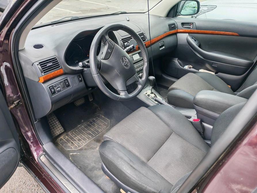 Toyota Avensis II Рестайлинг Санкт-Петербург  - изображение 4