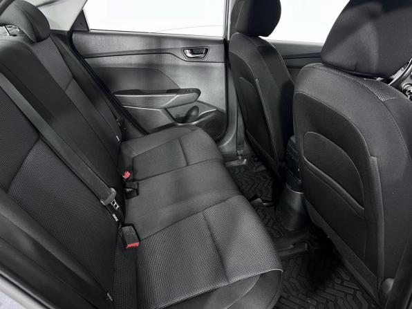 Hyundai Solaris II с пробегом 2019 года, цена 1 280 000 рублей, 120000 км, седан, Автокод Объявления