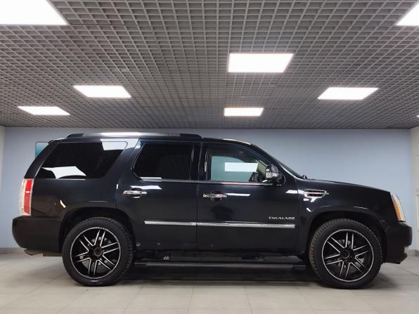 Cadillac Escalade III с пробегом 2013 года, цена 1 729 000 рублей, 290470 км, внедорожник, Автокод Объявления