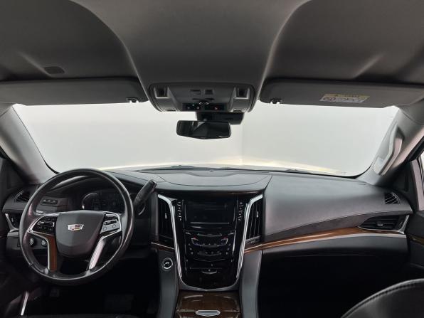 Cadillac Escalade IV с пробегом 2020 года, цена 5 895 000 рублей, 107982 км, внедорожник, Автокод Объявления