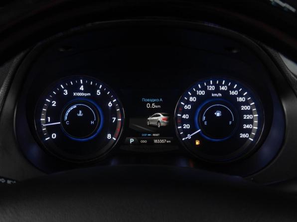 Hyundai Grandeur V с пробегом 2012 года, цена 1 029 000 рублей, 183356 км, седан, Автокод Объявления