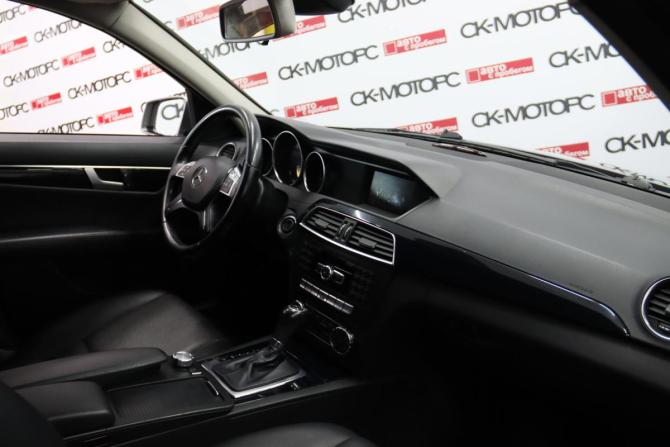 Mercedes-Benz C-Класс III (W204) Рестайлинг с пробегом 2011 года, цена 1 465 650 рублей, 174381 км, седан, Автокод Объявления