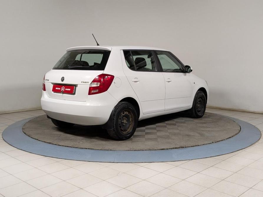 Skoda Fabia II Рестайлинг Екатеринбург  - изображение 8