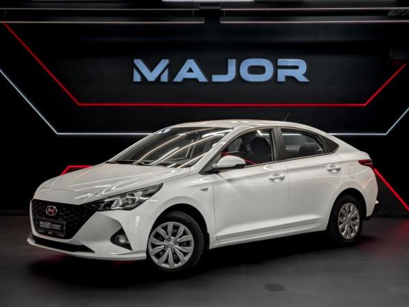 Hyundai Solaris II Рестайлинг с пробегом 2022 года, цена 1 665 000 рублей, 68204 км, седан, Автокод Объявления