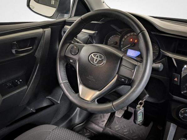 Toyota Corolla XI (E160 E170 E180) с пробегом 2015 года, цена 1 065 000 рублей, 262000 км, седан, Автокод Объявления