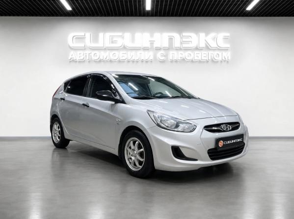 Hyundai Solaris I с пробегом 2012 года, цена 700 000 рублей, 183000 км, хэтчбек, Автокод Объявления