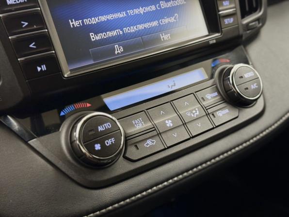 Toyota RAV4 IV (XA40) Рестайлинг с пробегом 2017 года, цена 2 019 000 рублей, 259236 км, внедорожник, Автокод Объявления