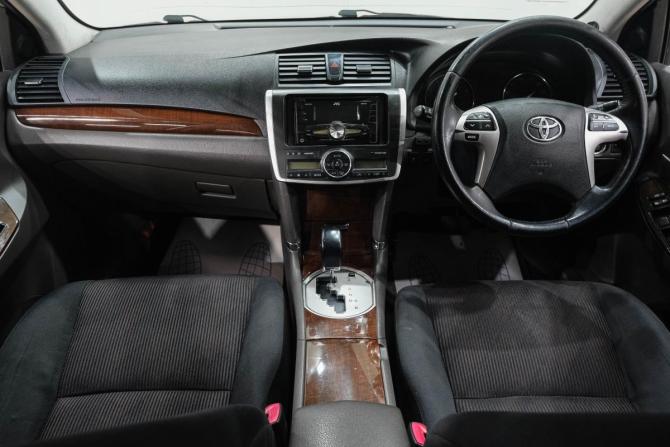 Toyota Premio II (T26) Рестайлинг с пробегом 2015 года, цена 1 199 000 рублей, 215000 км, седан, Автокод Объявления