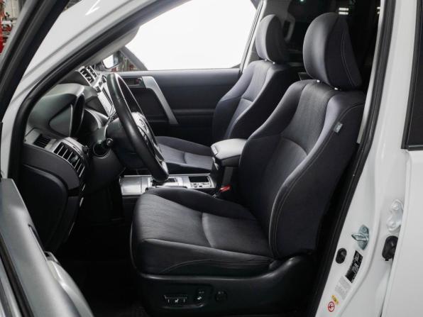 Toyota Land Cruiser Prado 150 Series Рестайлинг 1 с пробегом 2014 года, цена 4 124 000 рублей, 136210 км, внедорожник, Автокод Объявления