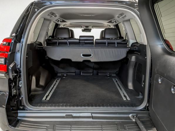 Toyota Land Cruiser Prado 150 Series Рестайлинг 2 с пробегом 2020 года, цена 6 250 000 рублей, 104669 км, внедорожник, Автокод Объявления