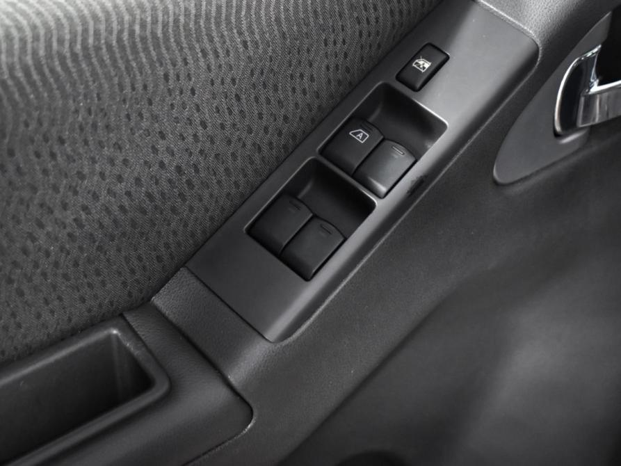 Nissan Pathfinder III Рестайлинг Санкт-Петербург  - изображение 11