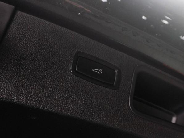 Porsche Macan I с пробегом 2017 года, цена 3 590 000 рублей, 78309 км, внедорожник, Автокод Объявления