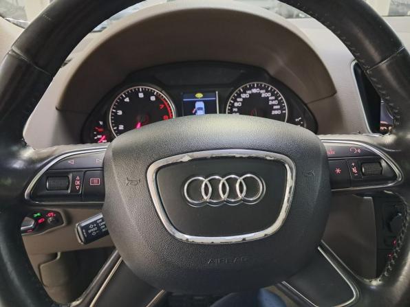 Audi Q5 I (8R) с пробегом 2009 года, цена 1 035 000 рублей, 253619 км, внедорожник, Автокод Объявления