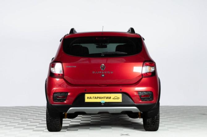 Renault Sandero II с пробегом 2016 года, цена 929 000 рублей, 134600 км, хэтчбек, Автокод Объявления