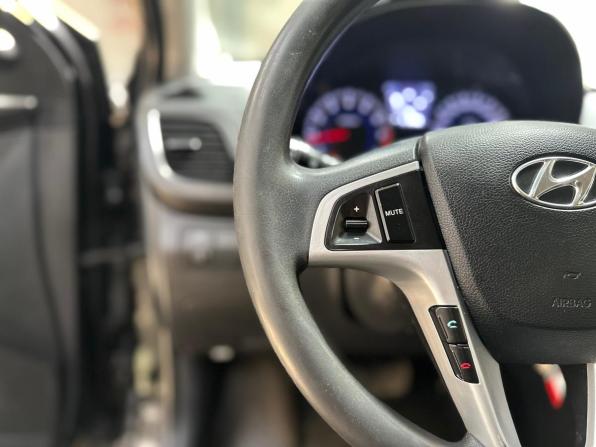 Hyundai Solaris I с пробегом 2013 года, цена 670 000 рублей, 151058 км, седан, Автокод Объявления