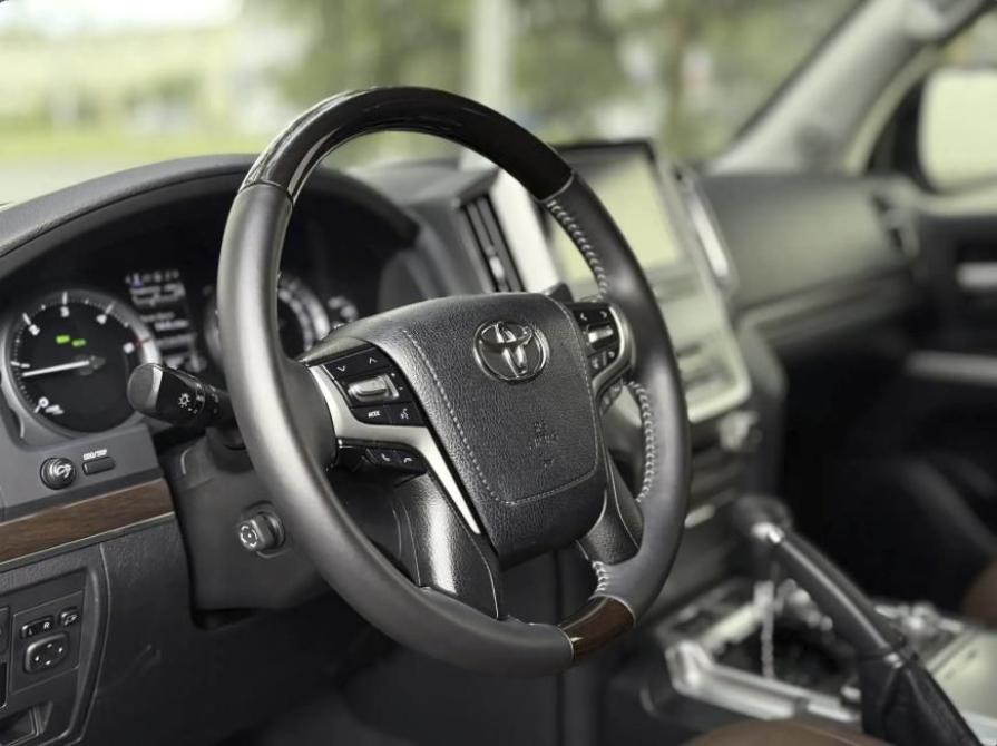 Toyota Land Cruiser 200 Series Рестайлинг 2 Ставрополь  - изображение 10